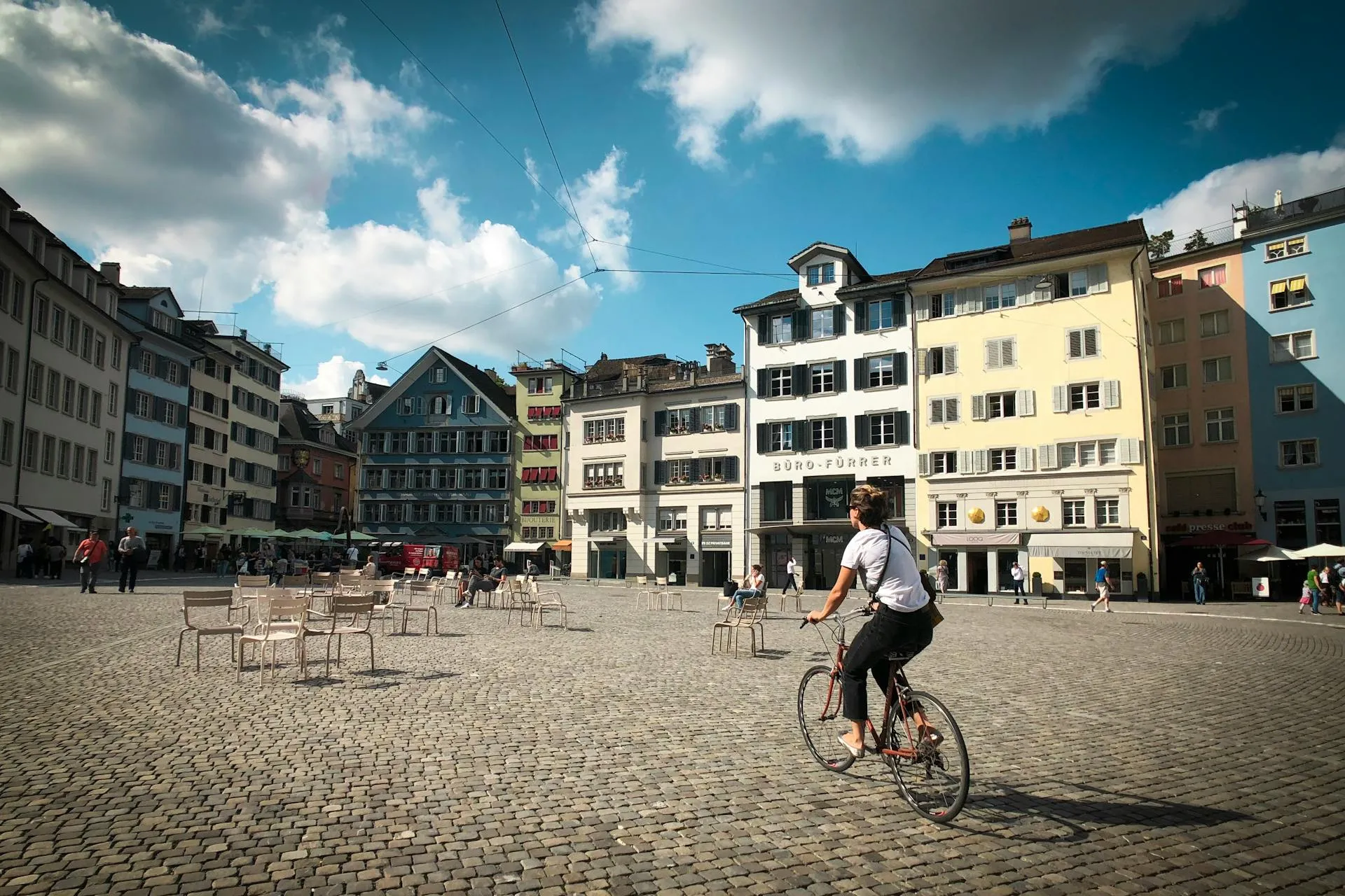 Romantik Noel Pazarları Turu Pegasus Havayolları ile 4 Gece 5 Gün (ZRH-STR) IS001