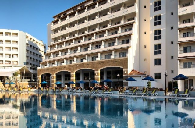 Batihan Beach Resort & Spa
