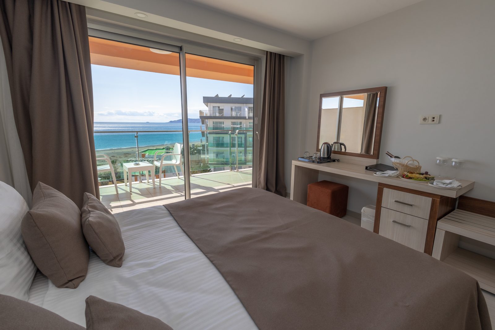 Deniz Manzaralı Executive Suit